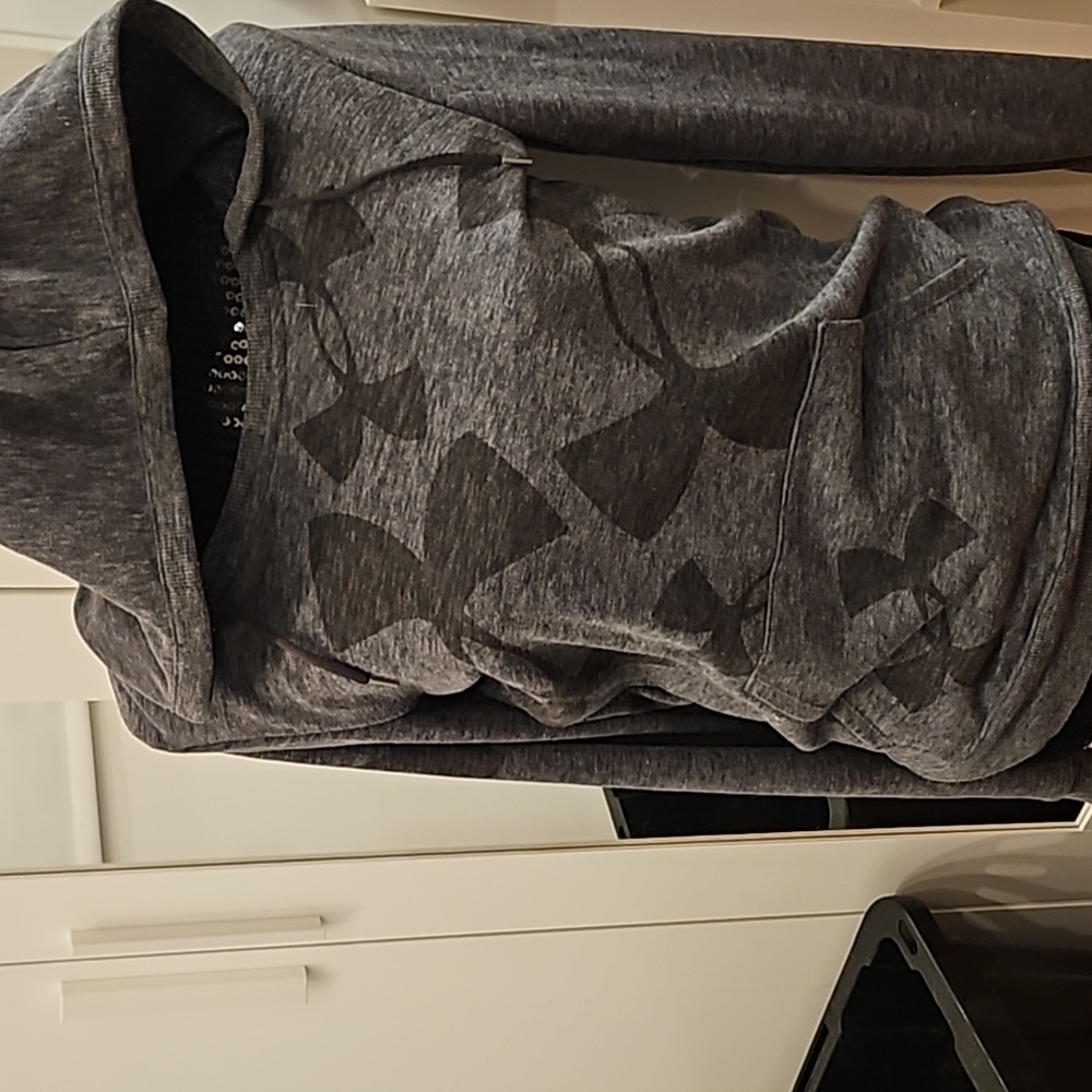 Under amour hoodie S